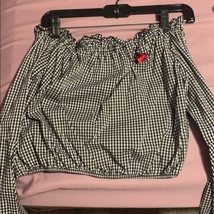 Off the shoulder with rose and checkered print